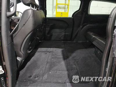 2025 Chrysler Pacifica Select 121.6" WB - zdjęcie 13 z 34 - miniatura