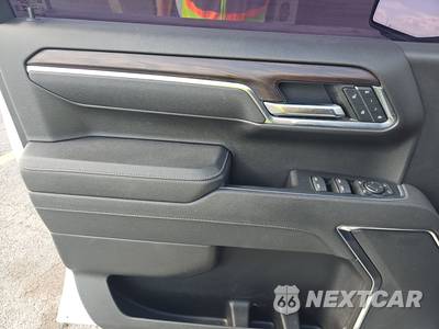 2025 GMC Sierra 1500 SLT Crew Cab Short Bed 4SA - zdjęcie 9 z 20 - miniatura
