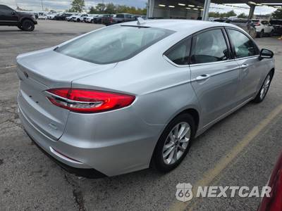 2019 Ford Fusion SE - zdjęcie 4 z 25 - miniatura