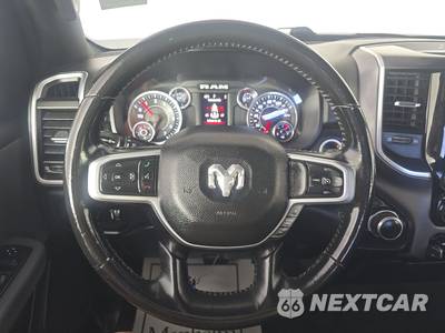 2021 Ram 1500 Big Horn Extended Cab Medium Bed - zdjęcie 10 z 17 - miniatura