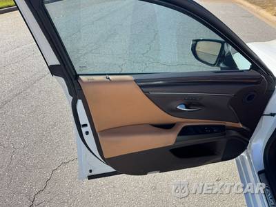 2019 Lexus ES 350 Luxury - zdjęcie 12 z 31 - miniatura