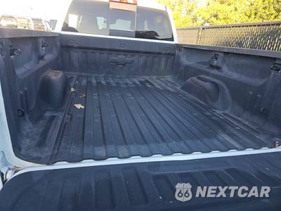 2017 Chevrolet Silverado 2500HD High Country Crew Cab Medium Bed 3LZ - zdjęcie 16 z 22 - miniatura