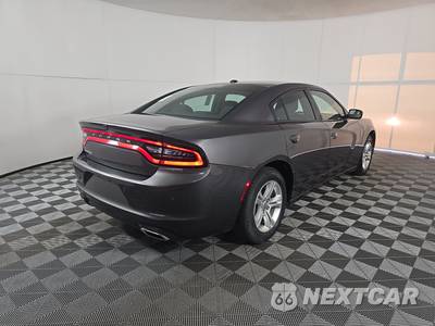 2021 Dodge Charger SXT - zdjęcie 4 z 17 - miniatura