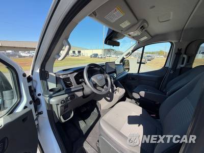 2024 Ford Transit Passenger Wagon XLT Low Roof 148.0" WB - zdjęcie 10 z 35 - miniatura