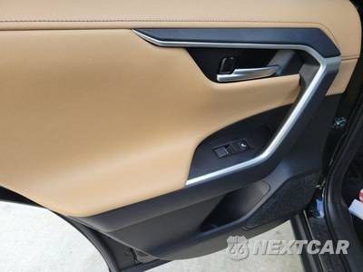 2024 Toyota RAV4 Limited - zdjęcie 13 z 50 - miniatura