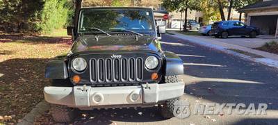 2010 Jeep Wrangler Unlimited Sahara - zdjęcie 1 z 16 - miniatura