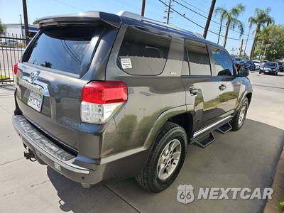 2012 Toyota 4Runner SR5 - zdjęcie 4 z 34 - miniatura