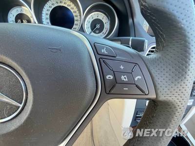 2014 Mercedes-Benz E 350 Convertible - zdjęcie 36 z 50 - miniatura