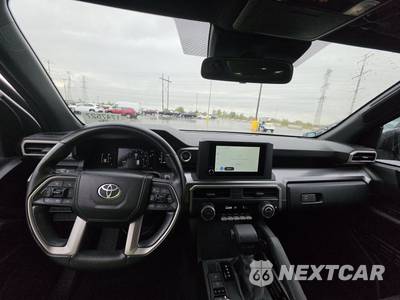 2025 Toyota 4Runner SR5 - zdjęcie 11 z 33 - miniatura