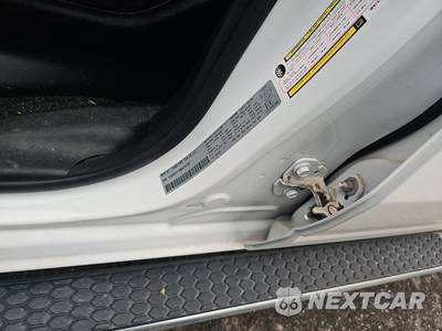 2021 Ram 1500 Big Horn Crew Cab Short Bed - zdjęcie 14 z 29 - miniatura