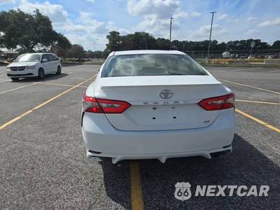 2018 Toyota Camry SE - zdjęcie 5 z 12 - miniatura