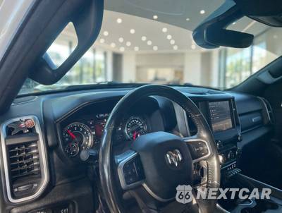 2022 Ram 1500 Big Horn Extended Cab Medium Bed - zdjęcie 26 z 30 - miniatura