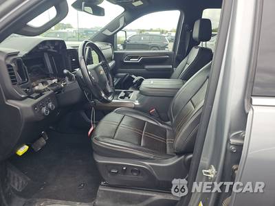 2025 Chevrolet Silverado 3500HD High Country Crew Cab Long Bed 3LZ DRW - zdjęcie 7 z 33 - miniatura