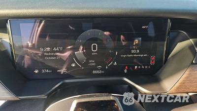 2025 GMC Acadia Denali 5SB - zdjęcie 25 z 27 - miniatura