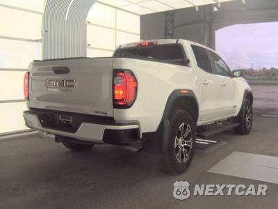 2025 GMC Canyon AT4 Crew Cab Medium Bed 4SG - zdjęcie 4 z 26 - miniatura