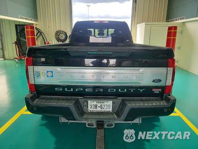 2019 Ford Super Duty F-350 Platinum Crew Cab Long Bed DRW - zdjęcie 5 z 22 - miniatura