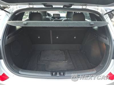 2018 Hyundai Elantra GT Hatchback - zdjęcie 18 z 32 - miniatura