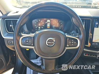 2019 Volvo XC60 T5 Momentum - zdjęcie 10 z 21 - miniatura