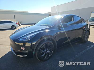 2025 Tesla Model Y Long Range - zdjęcie 1 z 27 - miniatura