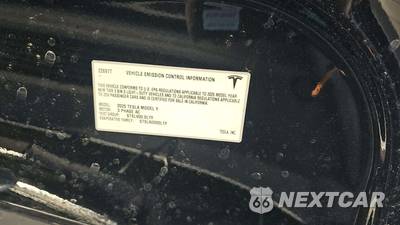 2025 Tesla Model Y Long Range - zdjęcie 19 z 27 - miniatura