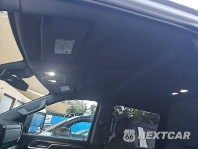 2025 Chevrolet Silverado 2500HD LT Crew Cab Medium Bed 1LT - zdjęcie 17 z 20 - miniatura