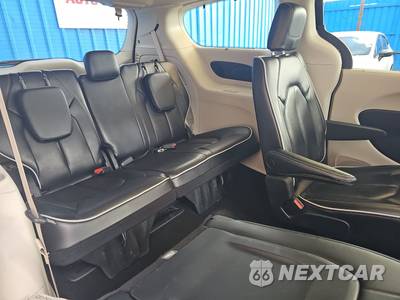 2023 Chrysler Pacifica Limited 121.6" WB - zdjęcie 14 z 19 - miniatura