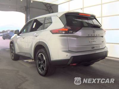 2025 Nissan Rogue SV - zdjęcie 6 z 18 - miniatura