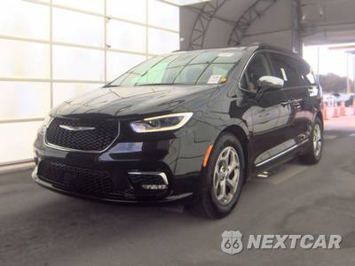 2023 Chrysler Pacifica Limited 121.6" WB
