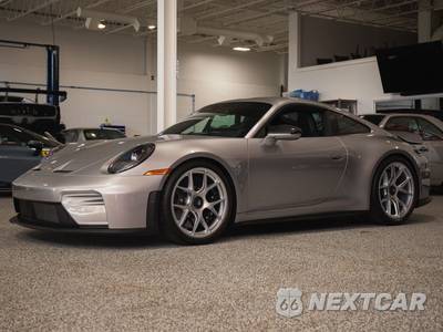2026 Porsche 911 GT3 with Touring Package - zdjęcie 1 z 48 - miniatura