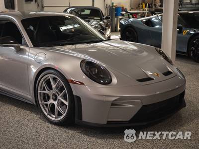 2026 Porsche 911 GT3 with Touring Package - zdjęcie 18 z 48 - miniatura