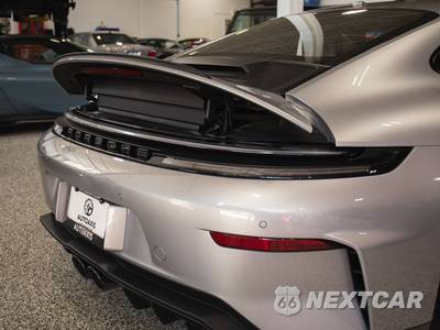 2026 Porsche 911 GT3 with Touring Package - zdjęcie 22 z 48 - miniatura