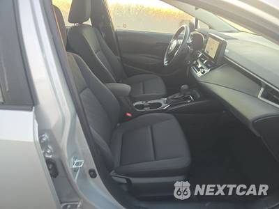 2026 Toyota Corolla LE Sedan - zdjęcie 8 z 21 - miniatura