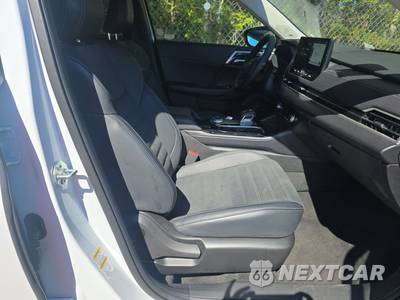 2025 Mitsubishi Outlander Trail Edition - zdjęcie 8 z 20 - miniatura