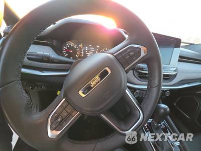 2025 Jeep Compass Latitude - zdjęcie 10 z 24 - miniatura