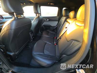 2025 Jeep Compass Latitude - zdjęcie 13 z 24 - miniatura