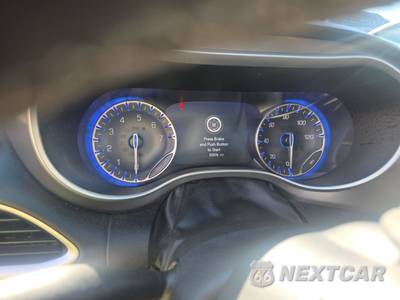 2023 Chrysler Pacifica Touring L 121.6" WB - zdjęcie 12 z 28 - miniatura