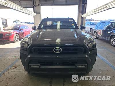 2025 Toyota 4Runner SR5 - zdjęcie 2 z 22 - miniatura