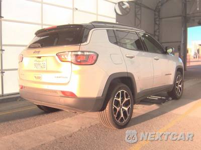 2025 Jeep Compass Limited - zdjęcie 4 z 25 - miniatura