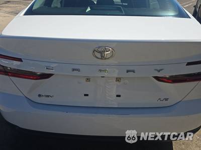 2025 Toyota Camry LE - zdjęcie 16 z 26 - miniatura