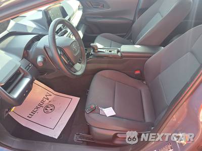 2026 Toyota Prius LE - zdjęcie 7 z 21 - miniatura