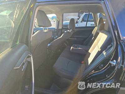 2025 Toyota RAV4 Hybrid XLE - zdjęcie 13 z 26 - miniatura