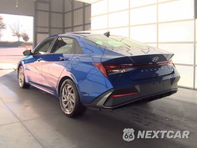 2026 Hyundai Elantra Hybrid Blue - zdjęcie 6 z 26 - miniatura