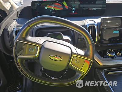 2025 Ford Expedition MAX Platinum - zdjęcie 10 z 31 - miniatura
