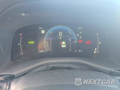 2025 Toyota Camry LE - zdjęcie 12 z 29 - miniatura