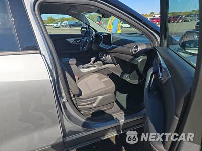 2025 Chevrolet Blazer LT 2LT - zdjęcie 8 z 25 - miniatura