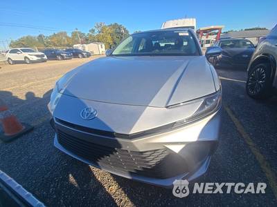2025 Toyota Camry LE - zdjęcie 2 z 29 - miniatura