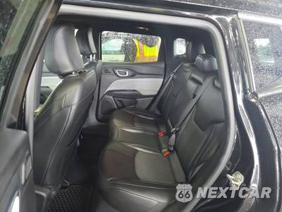 2025 Jeep Compass Latitude - zdjęcie 13 z 29 - miniatura