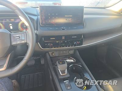 2026 Nissan Rogue Platinum - zdjęcie 11 z 18 - miniatura
