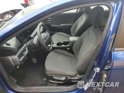 2025 Kia K4 LXS - zdjęcie 7 z 31 - miniatura
