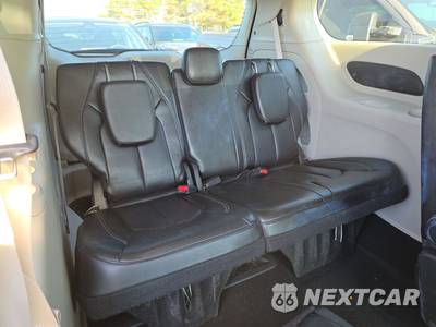 2023 Chrysler Pacifica Touring L 121.6" WB - zdjęcie 14 z 28 - miniatura